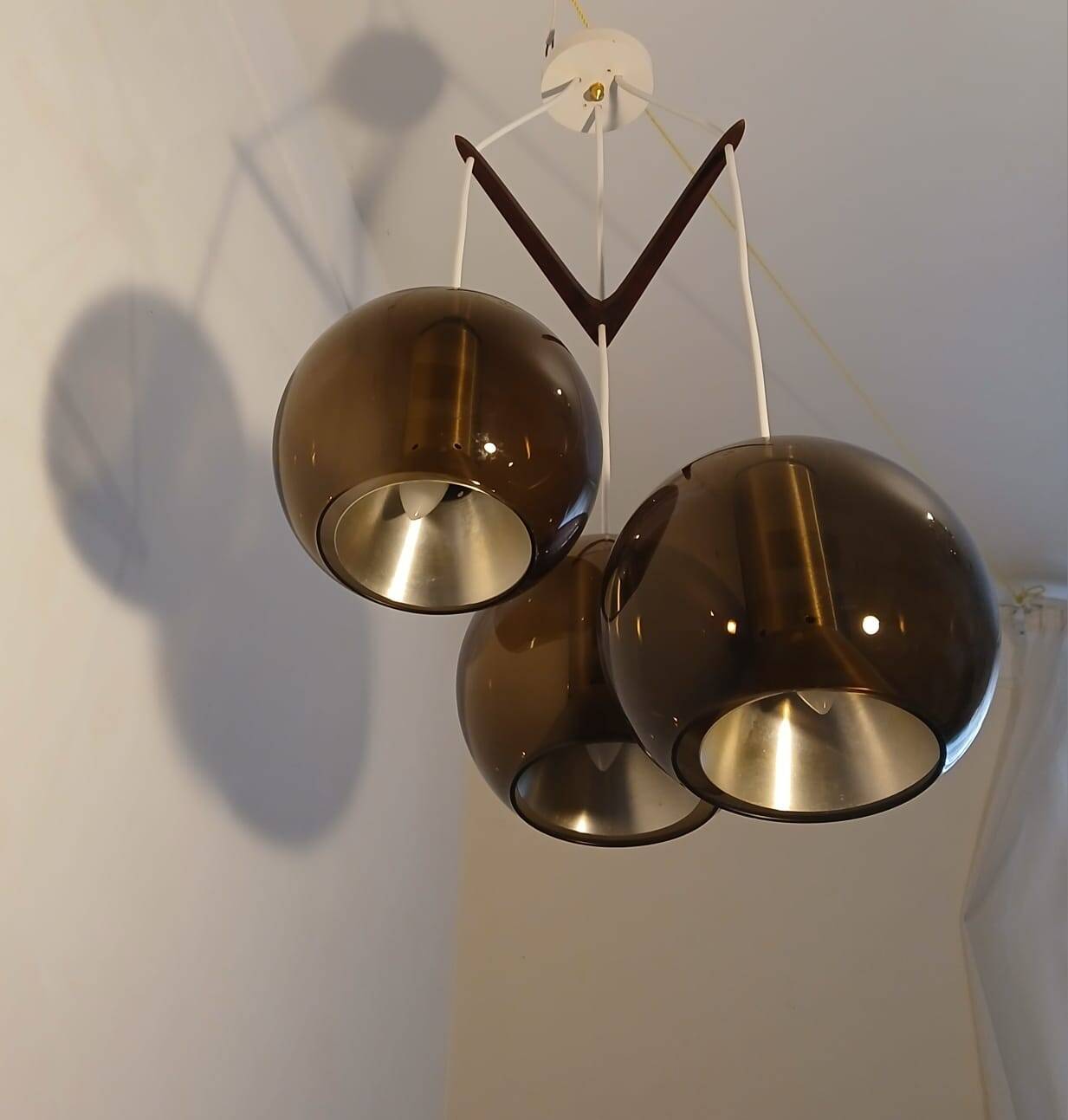 Suspension triple "Globe" by Frank Ligtelijn for Raak – Original edition