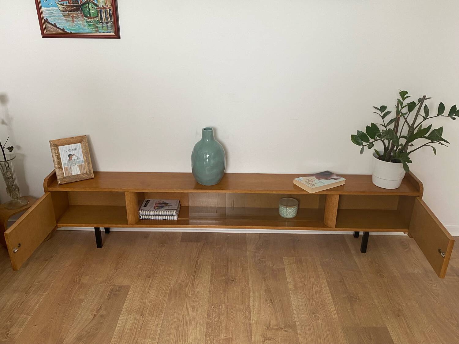 Vintage sideboard (shallow)