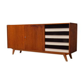 Jiri Jiroutek's U-460 sideboard by Interier Praha