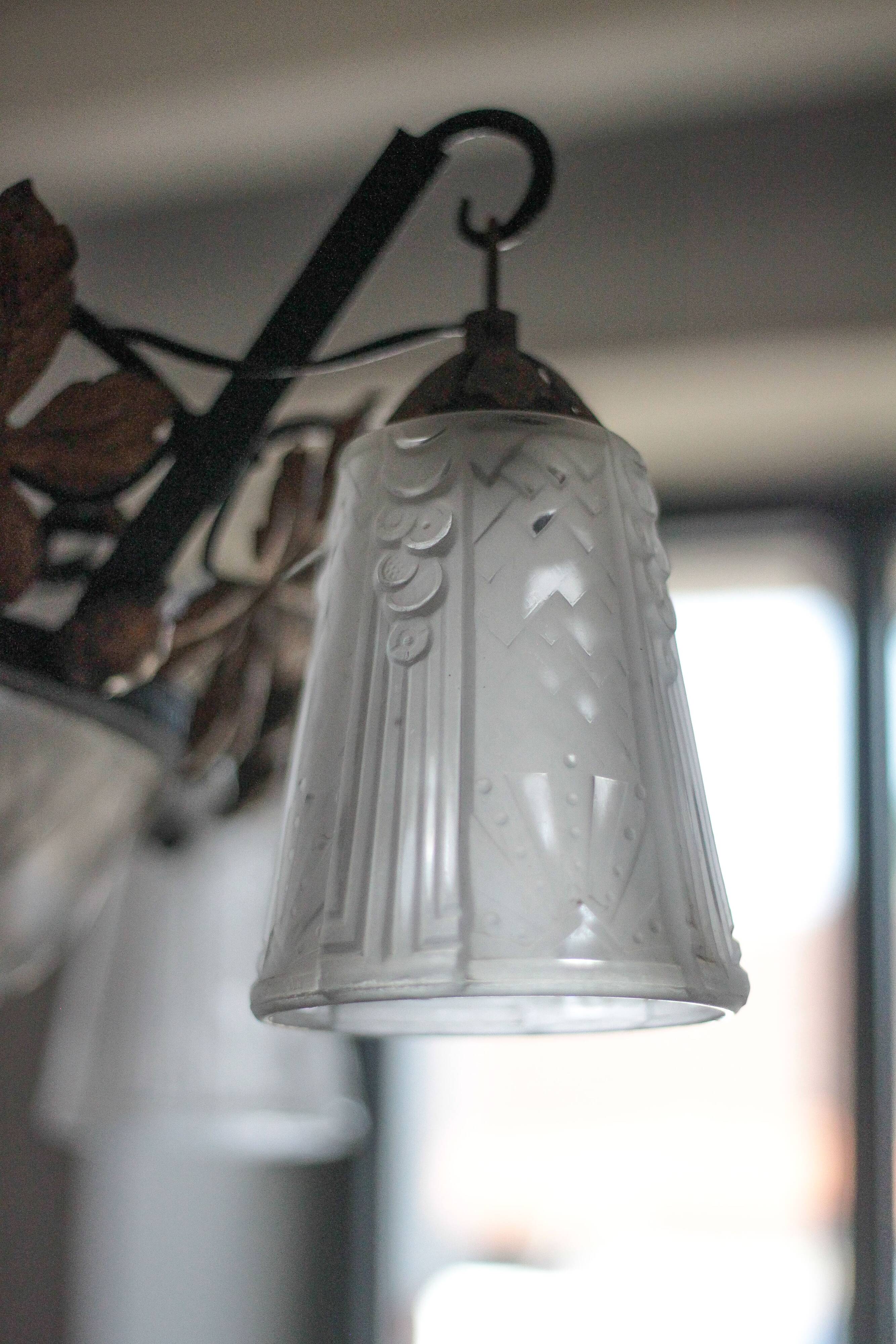 Art Deco wrought iron and glass chandelier Muller Frères Luneville, Art Nouveau