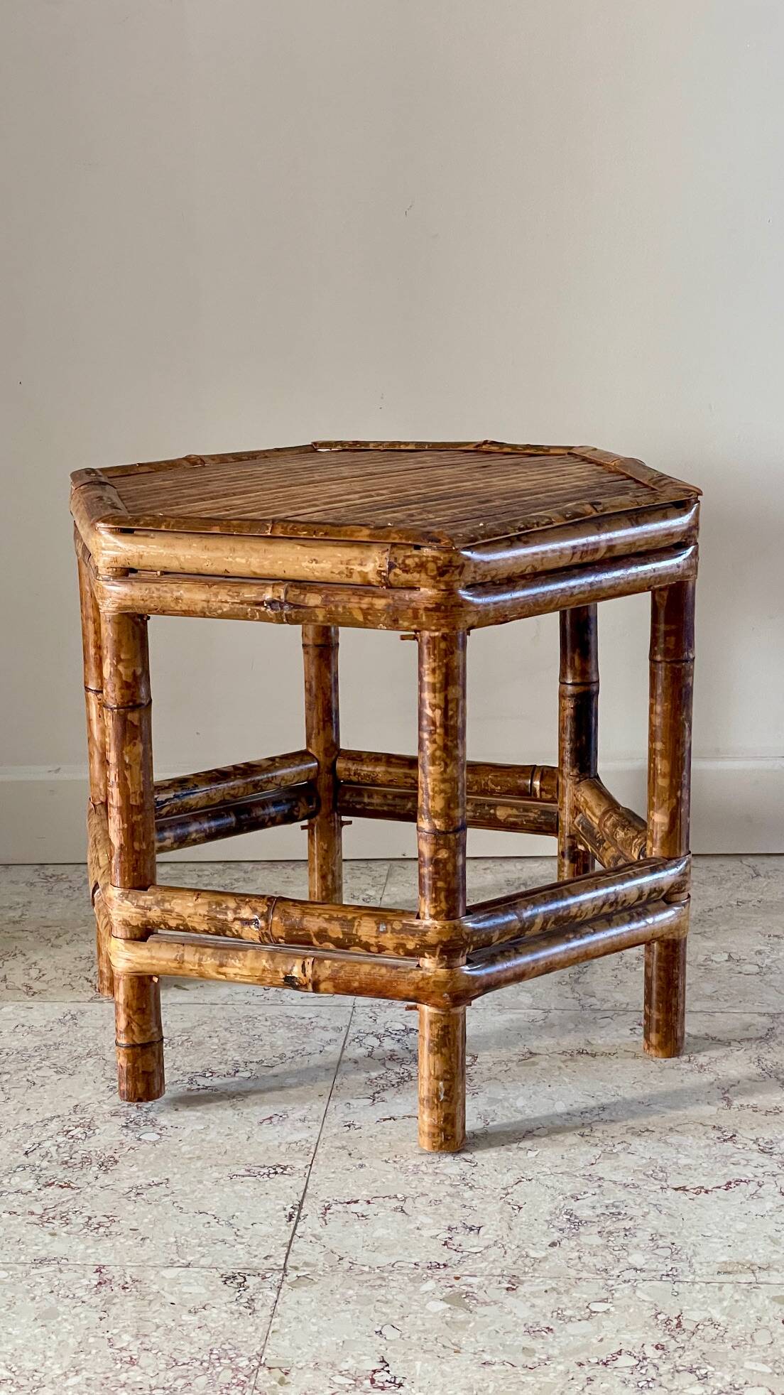 Table basse en bambou vintage