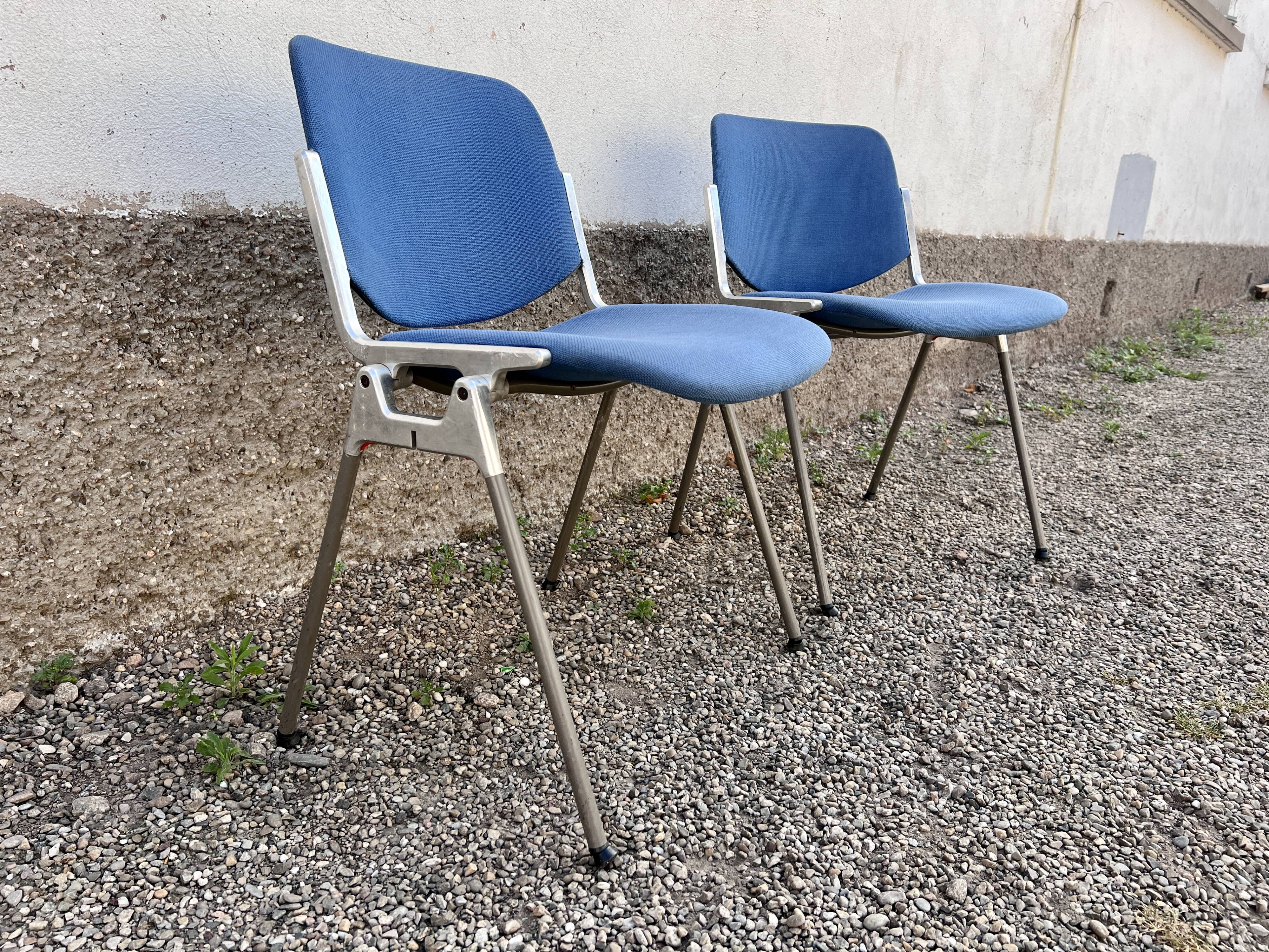 Série de 40 chaises de G. Piretti pour Castelli Anonima Castelli, Italie, années 1970