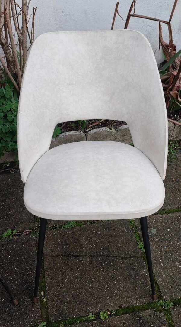 Paire de chaises tonneau 1950