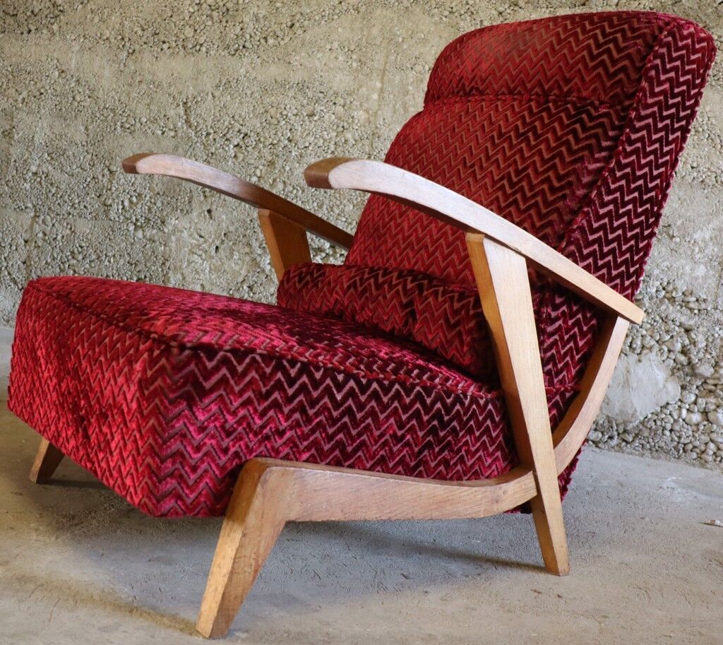 Fauteuil vintage en velours et bois 1950