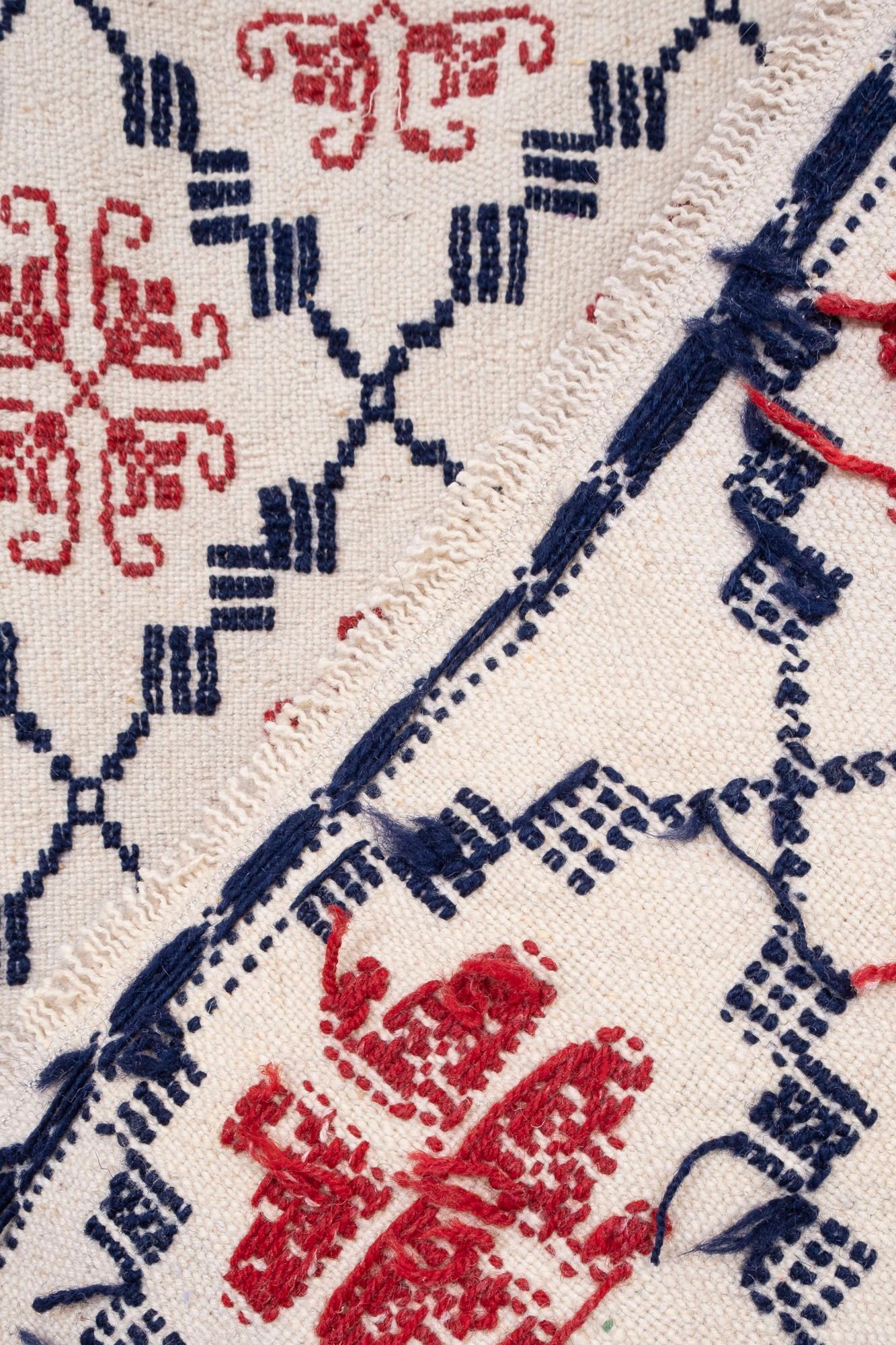 Vintage Turkish Karapinar Kilim Rug 128 X 213 cm