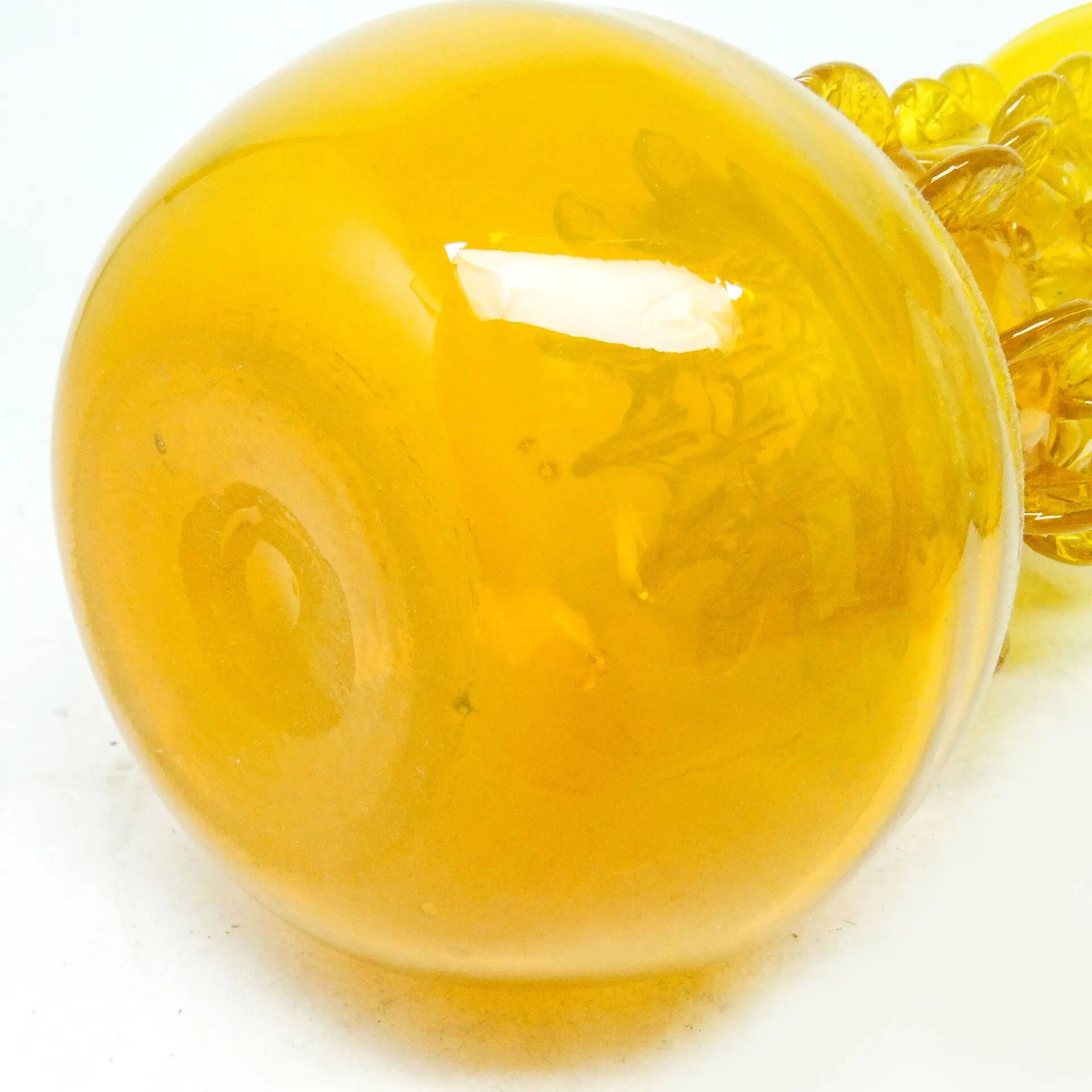 Bride vase, mid-century modern, yellow glass, designed by J. Słuczan-Orkusz, Poland, 1970s