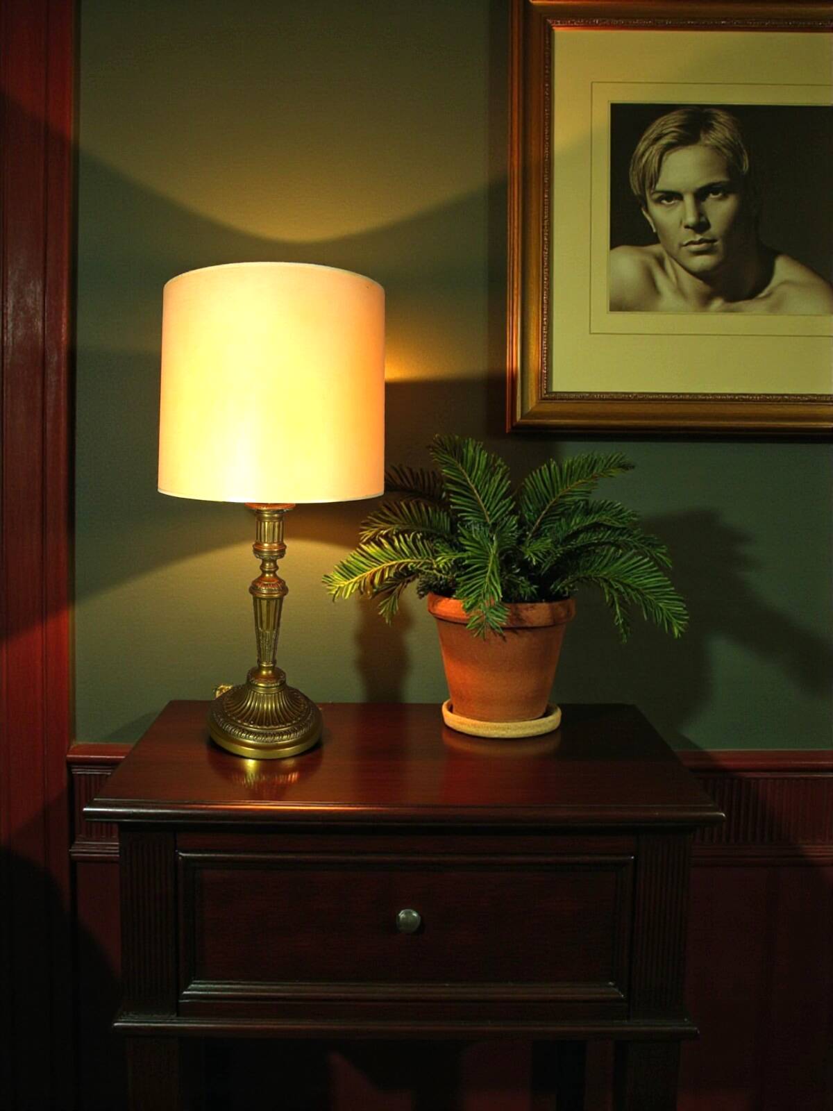 Lampe à poser avec abat-jour, ancien flambeau en bronze style Louis XVI 50 cm C757