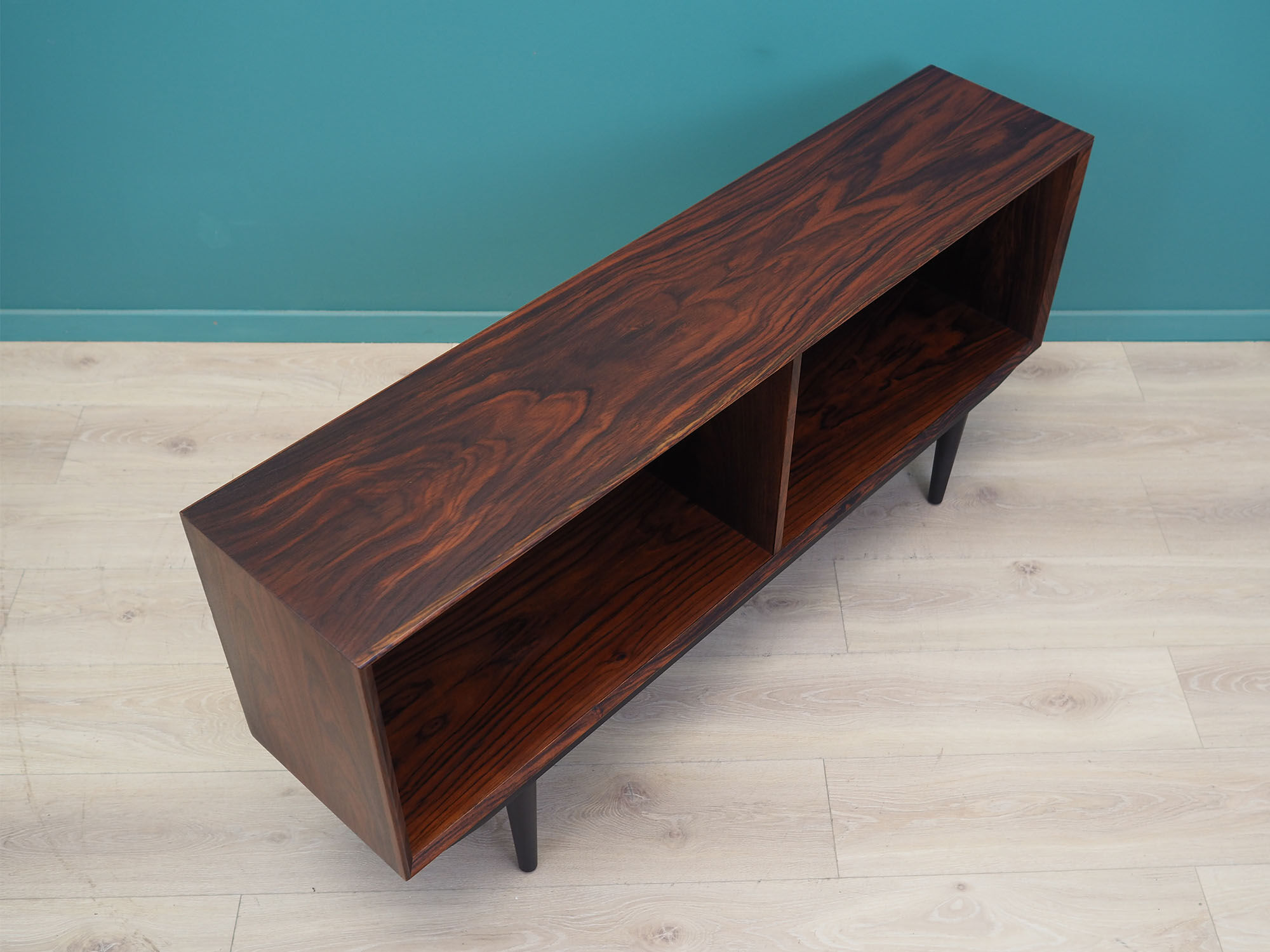Rosewood bookcase, Danish design, 1970s, manufactured by Brouer Møbelfabrik