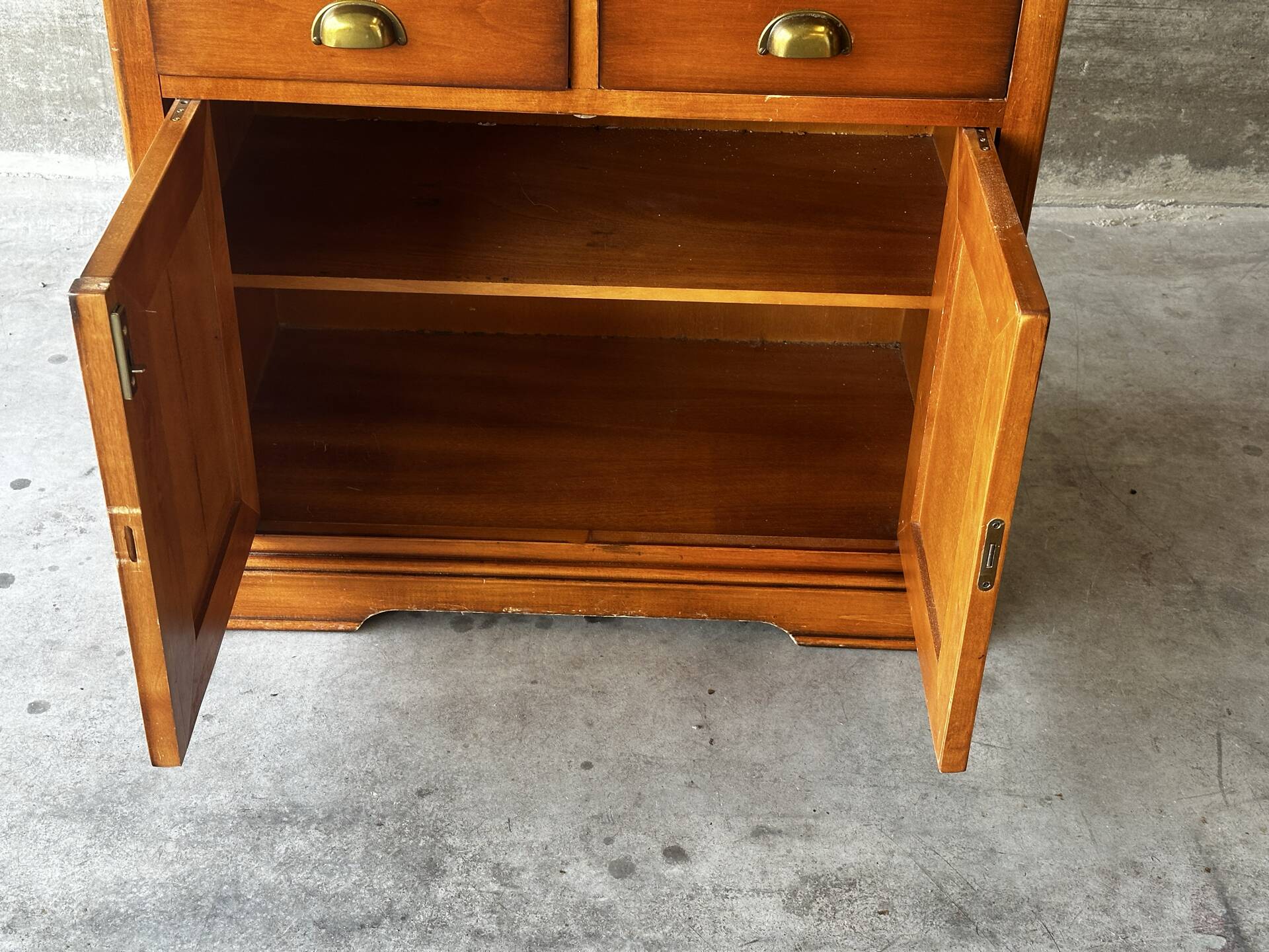 Secrétaire à rideau en merisier – Petit bureau de rangement, seconde m