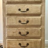 Solid oak chest of drawers