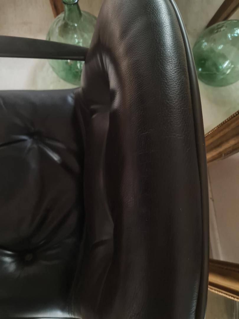 Stellcase Strafor Randall Buck DLG armchair by Pollock for Knoll