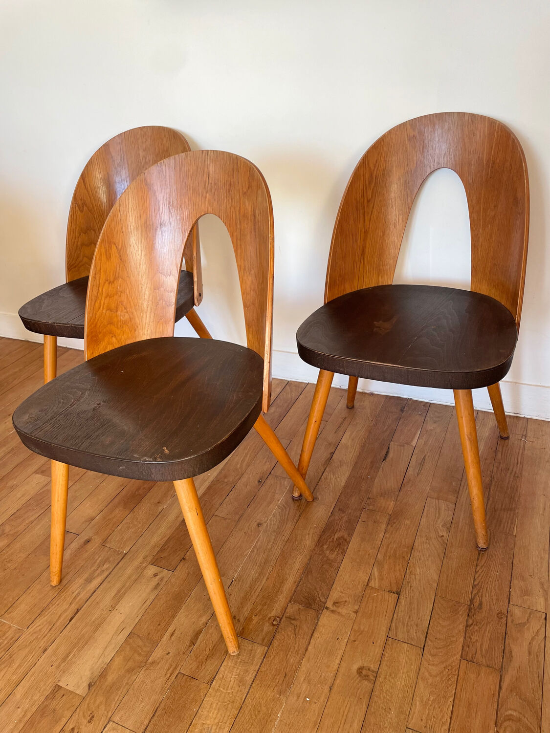 Lot 3 chaises Antonin Suman