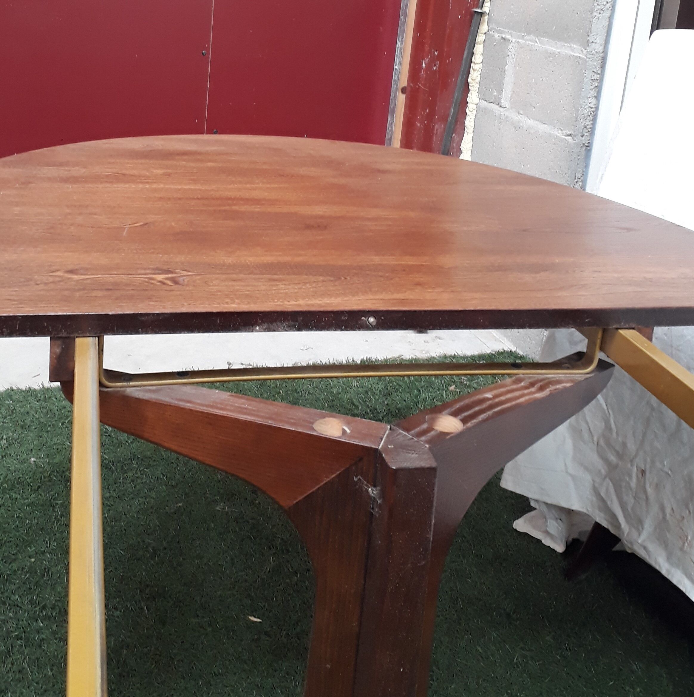 Table Baumann 50 years, oval