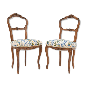 Paire de chaises de style Louis XV