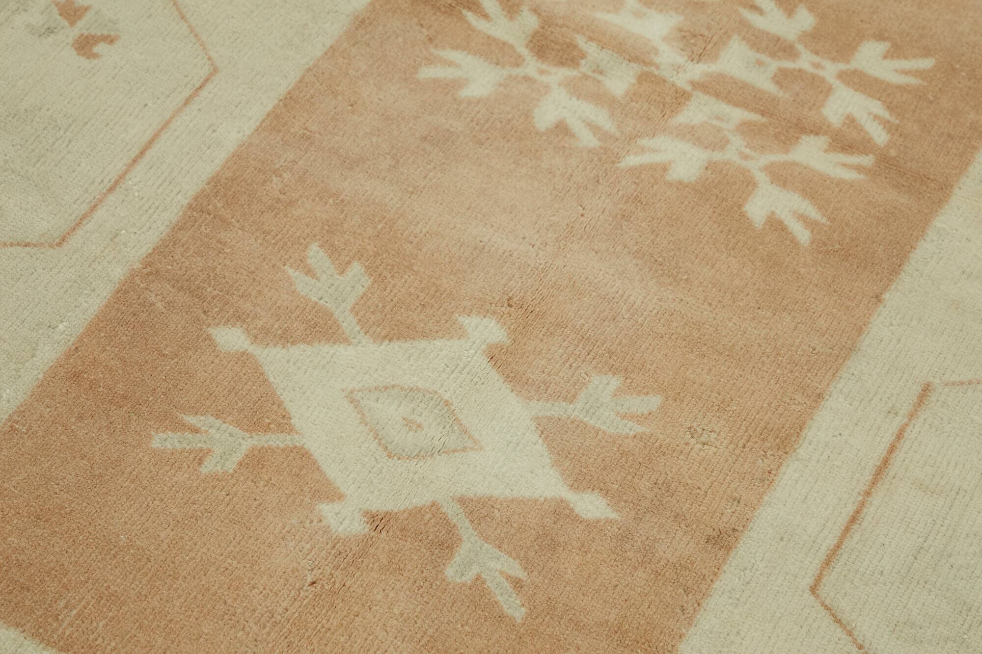 Turkish Vintage Anatolian Rug 122 cm x 186 cm