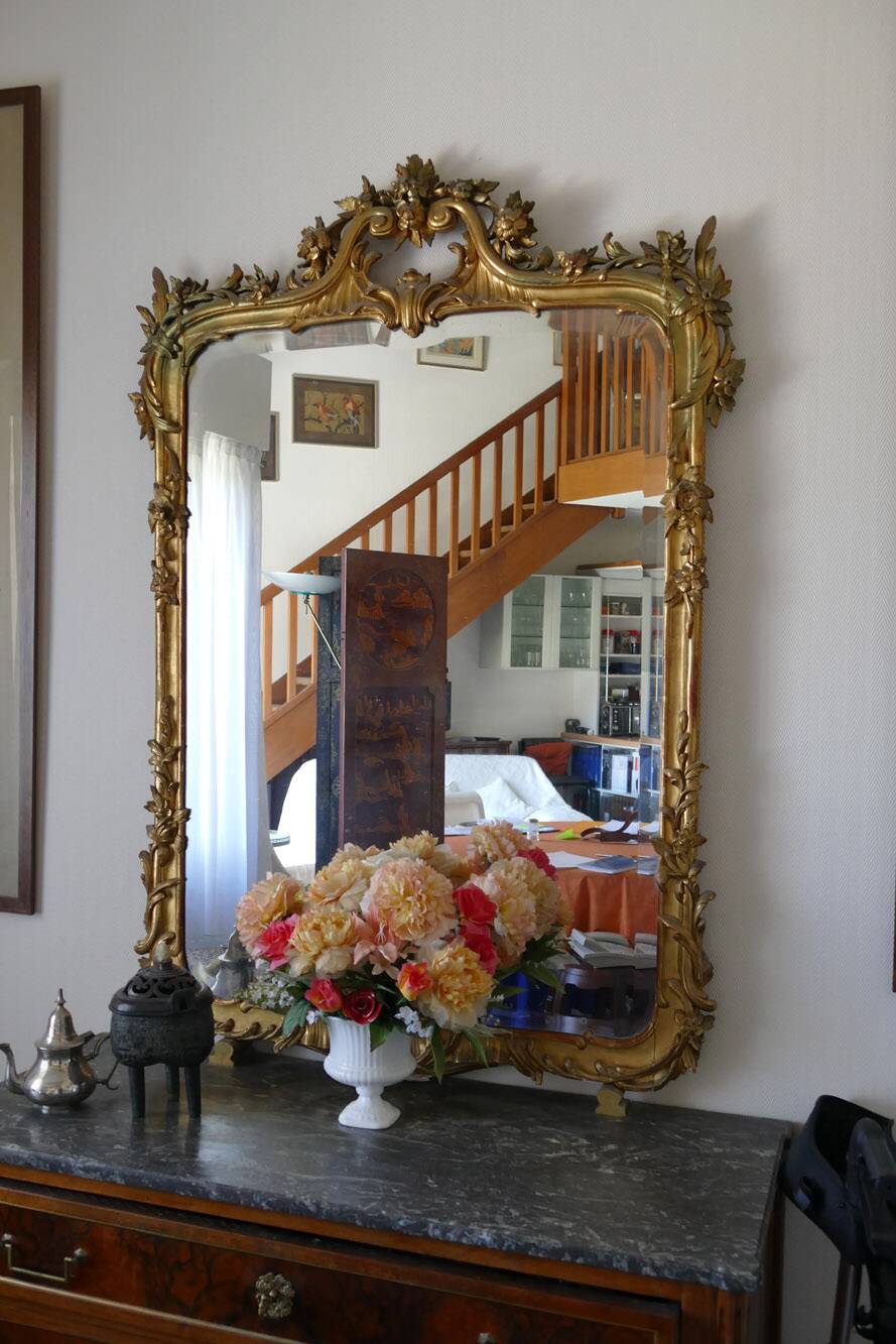 Large rectangular antique Louis XVI mirror for tabletop use.