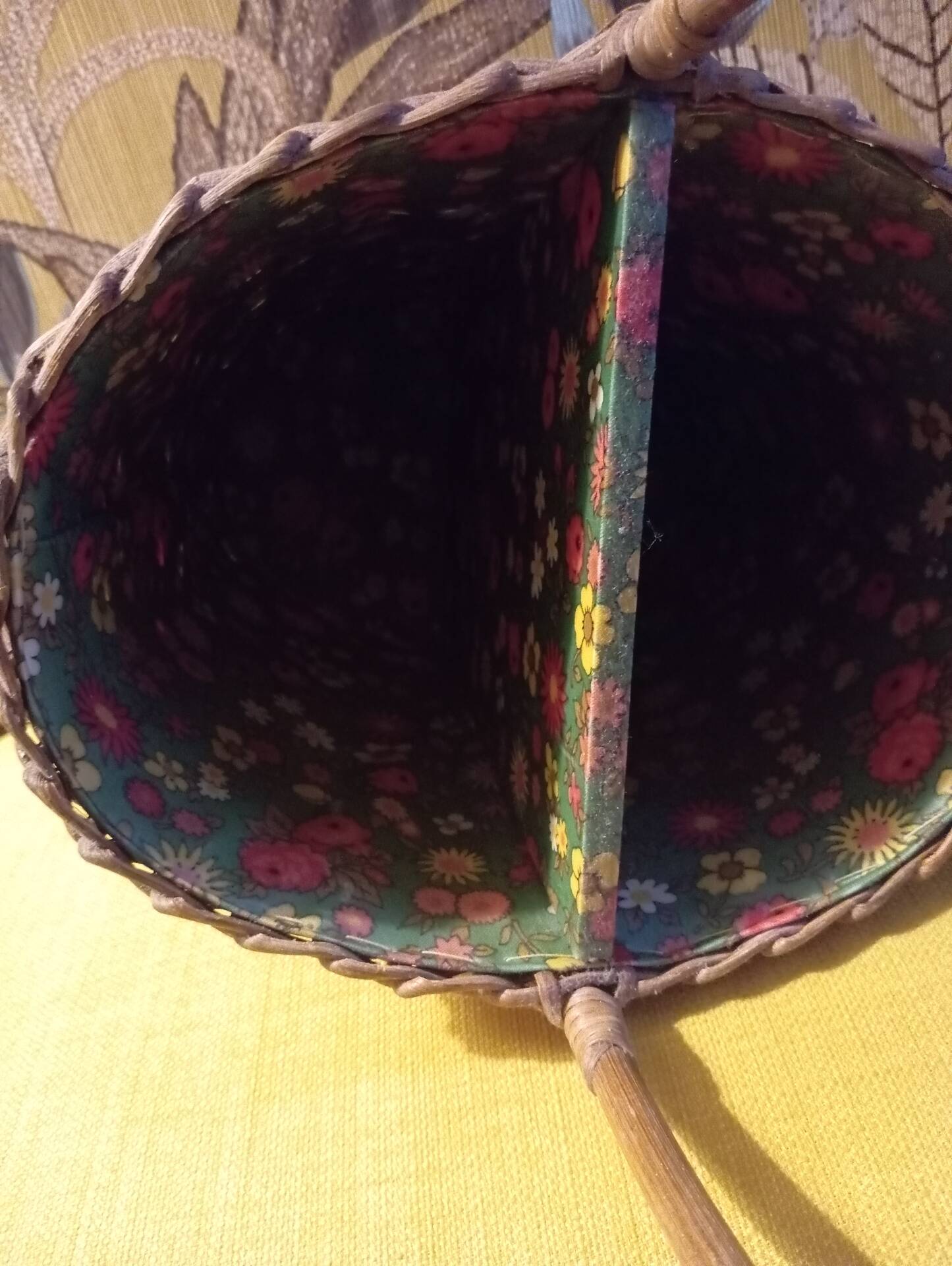Woven wicker bottle basket. Flower Power. Very good condition.