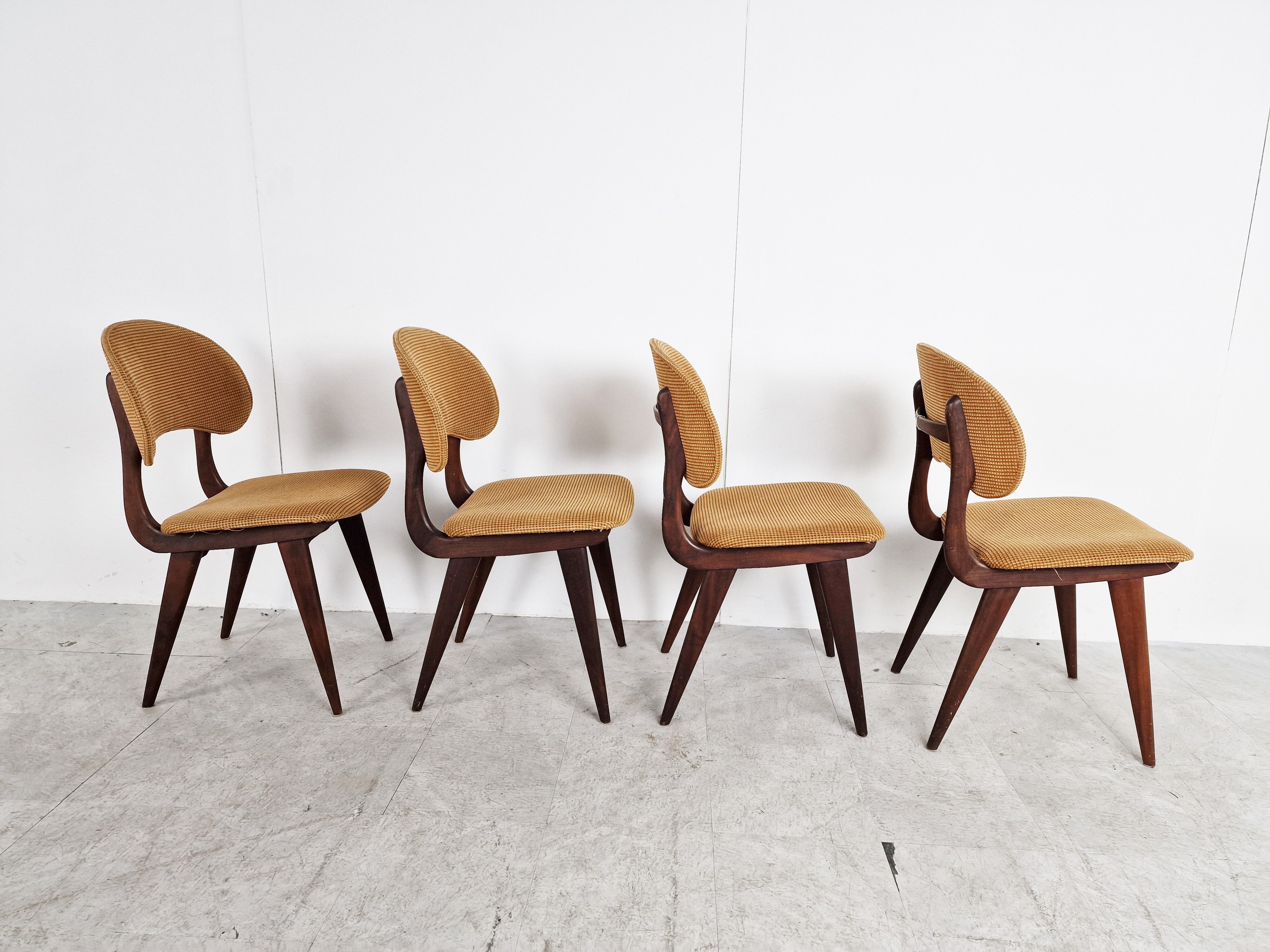 4 chaises de salle à manger, années 1960