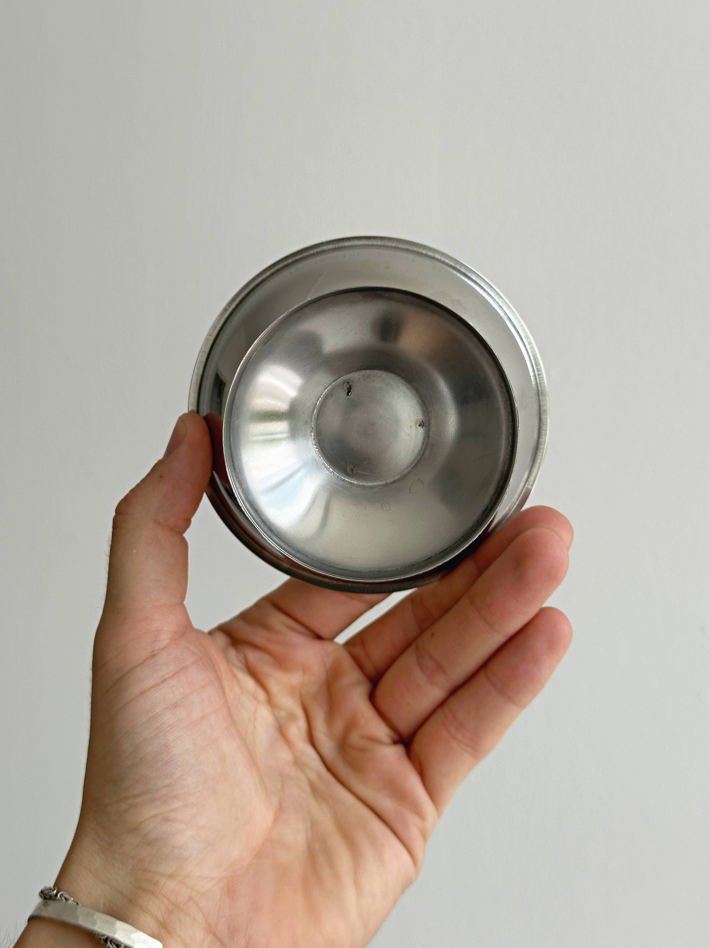Set of 6 polished stainless steel footed bowls