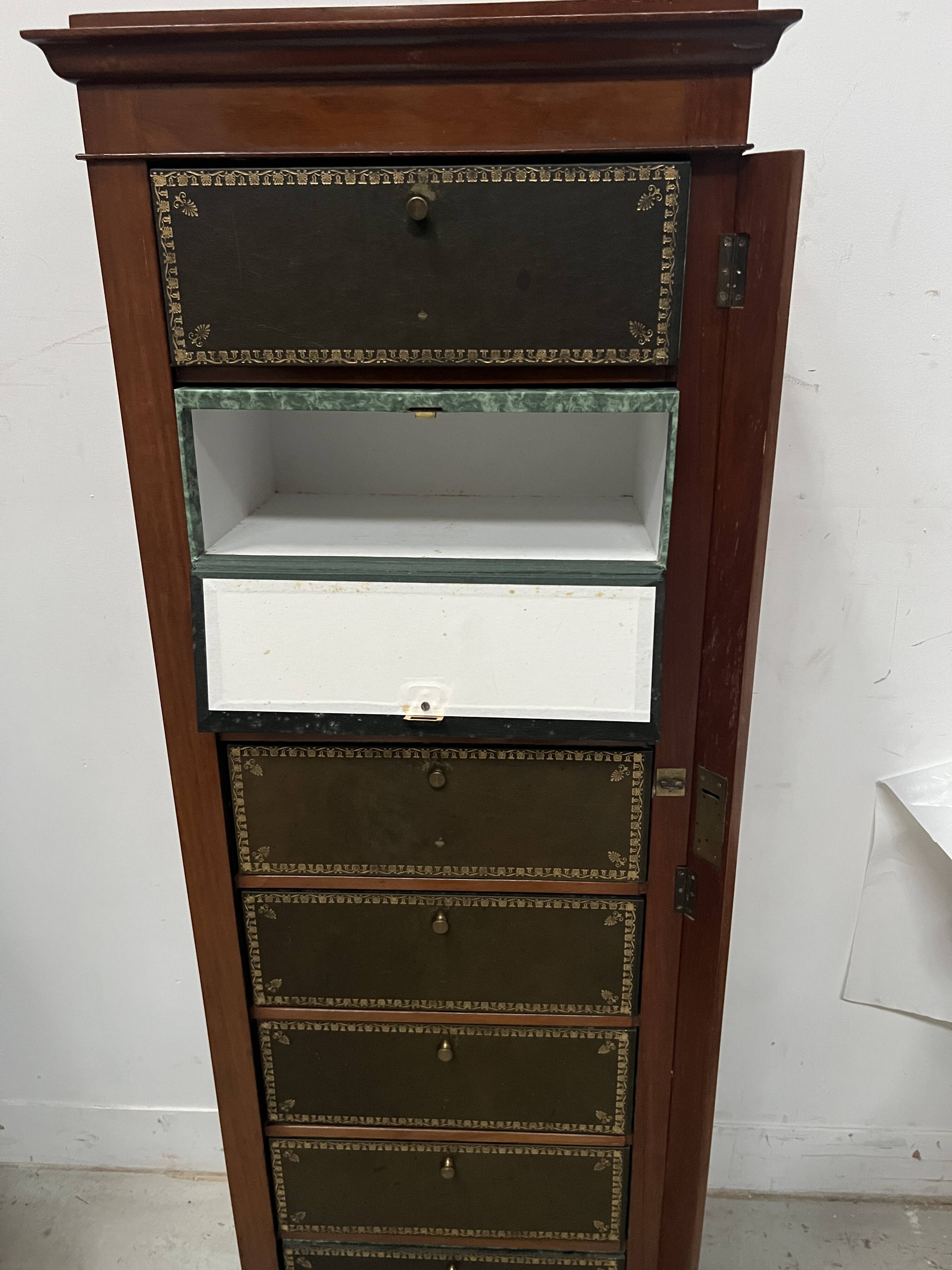 Meuble Cartonnier de style Louis Philippe en acajou XIX siècle