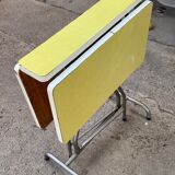 Table de cuisine vintage en Formica