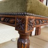 Piano bench