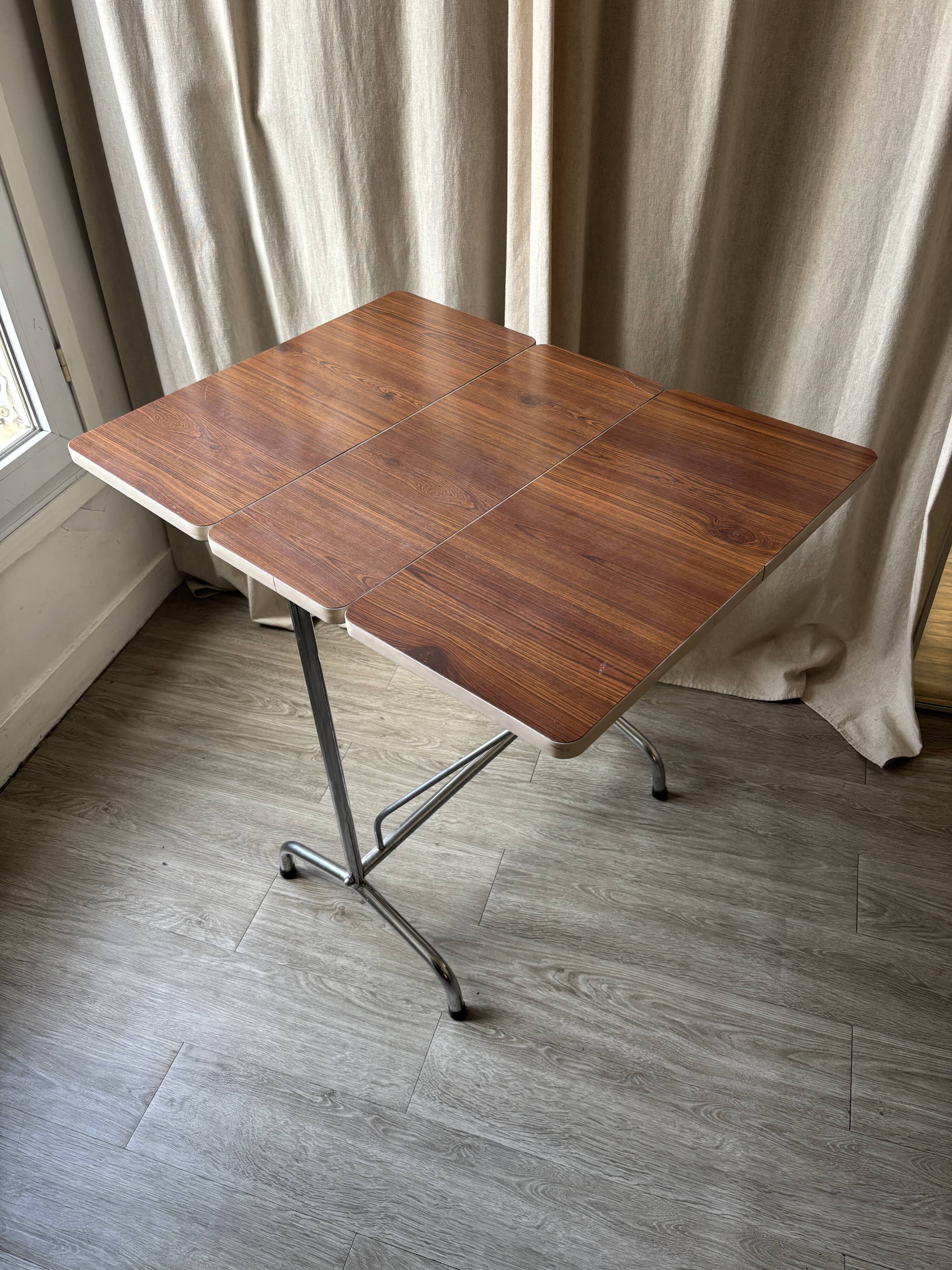 Formica table