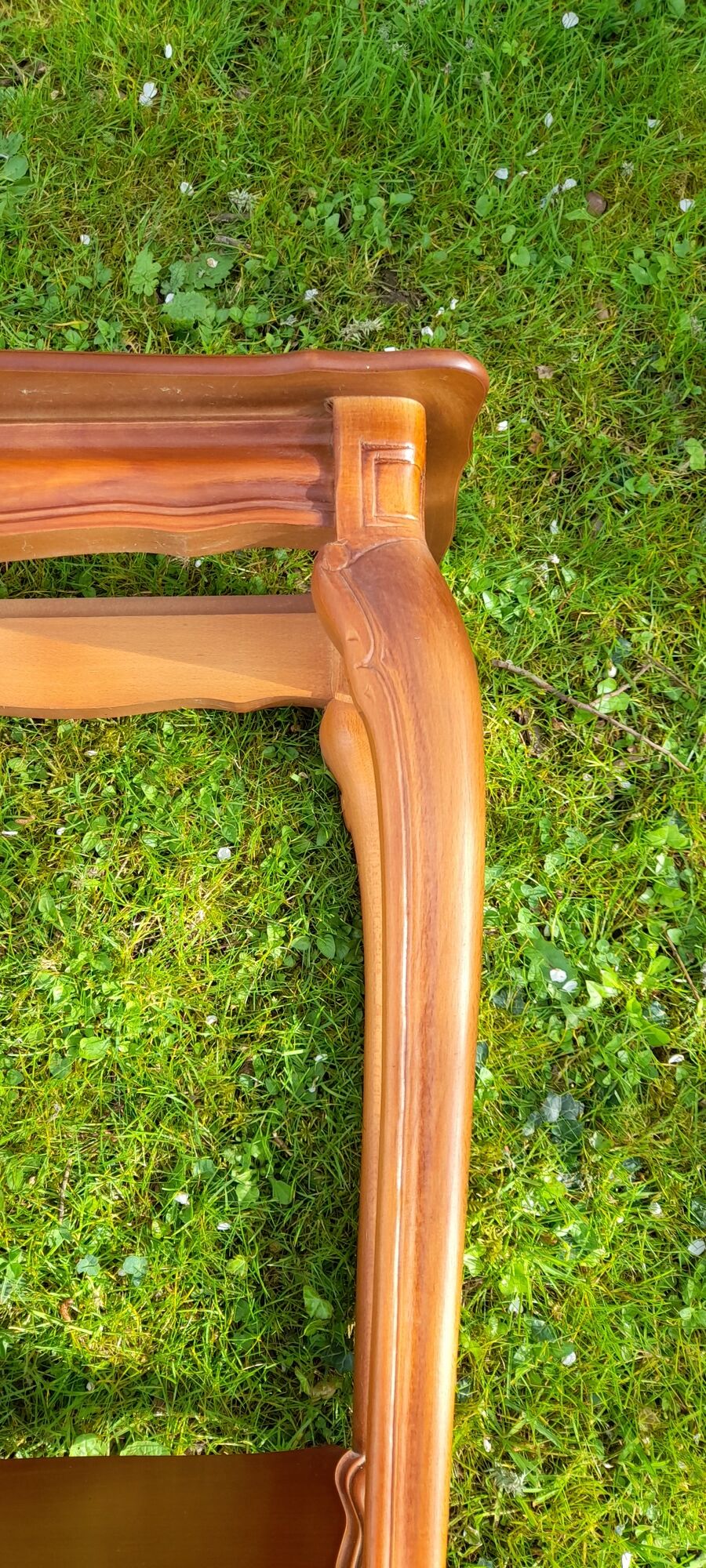 Louis XV style pedestal table/harness in solid cherry topped with marble