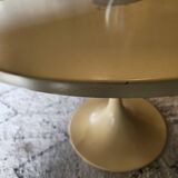 Tulip leg table
