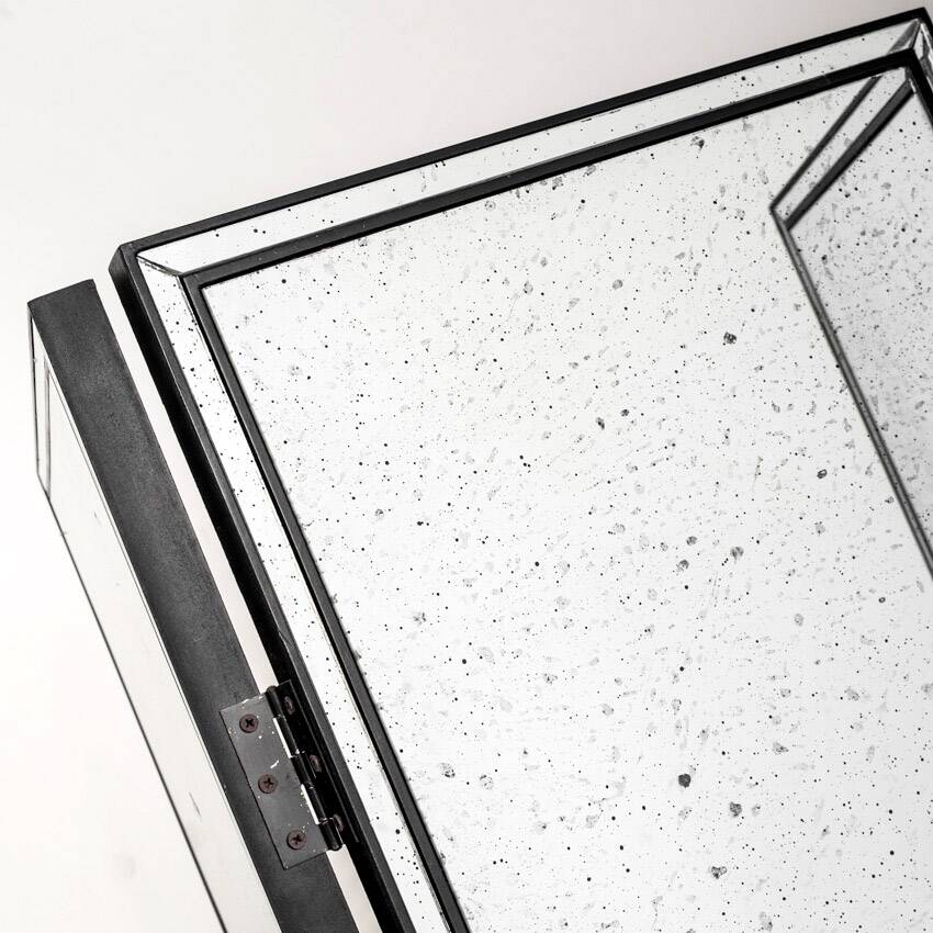 Wooden screens and aged mirror. Three units that can be connected to each other.