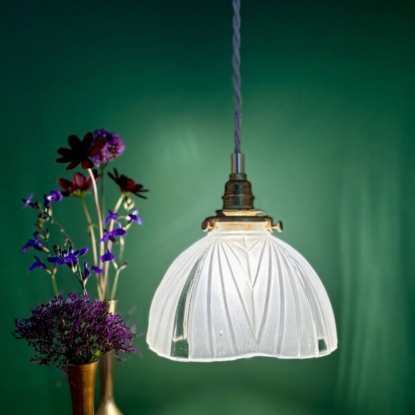 Suspension abat-jour vintage art déco en verre dépoli
