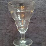 8 glasses bistro year 60