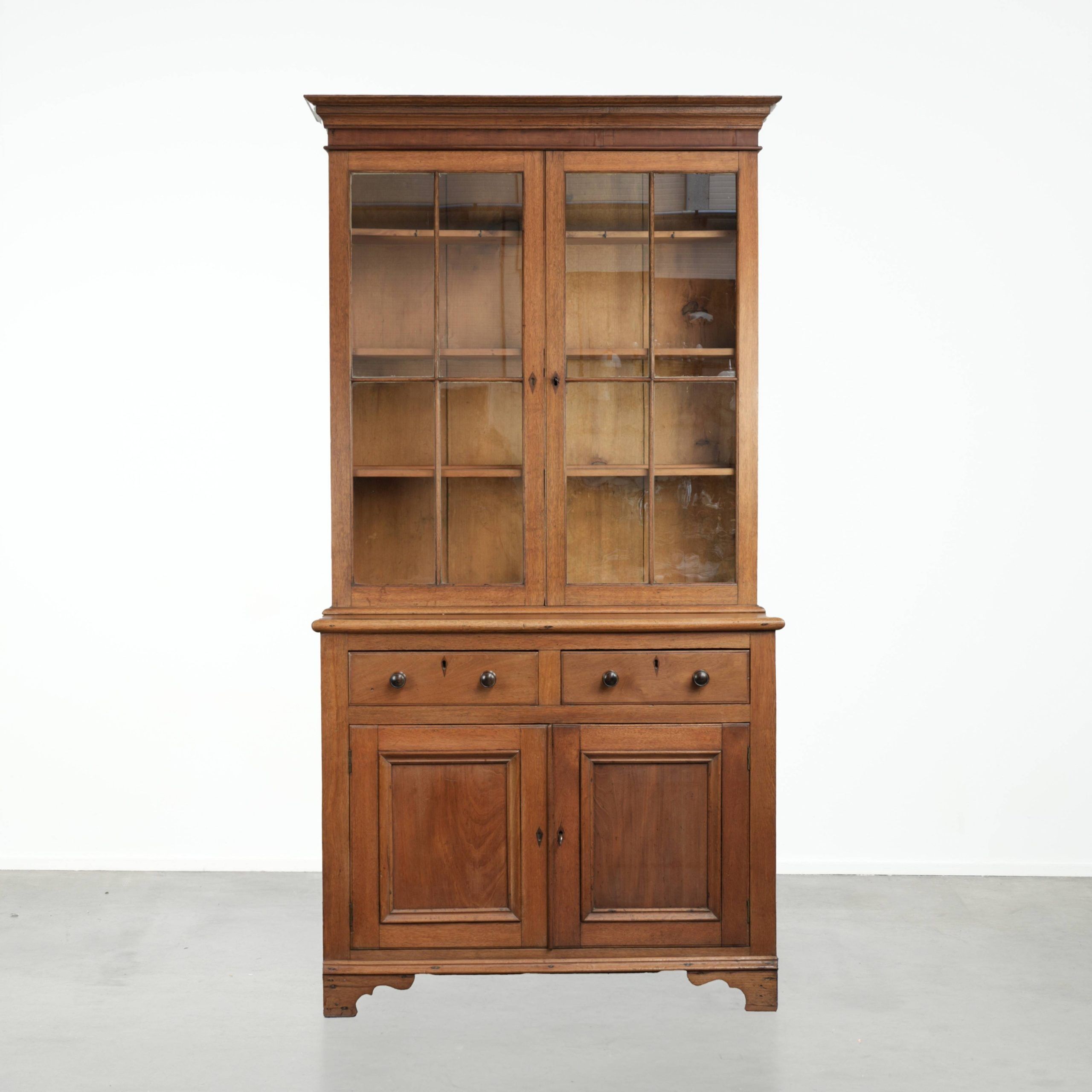 Antique English oak buffet/bookcase from 19th century with original glass