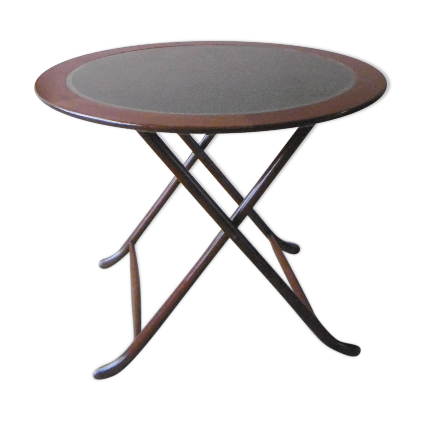 Round and folding bridge table