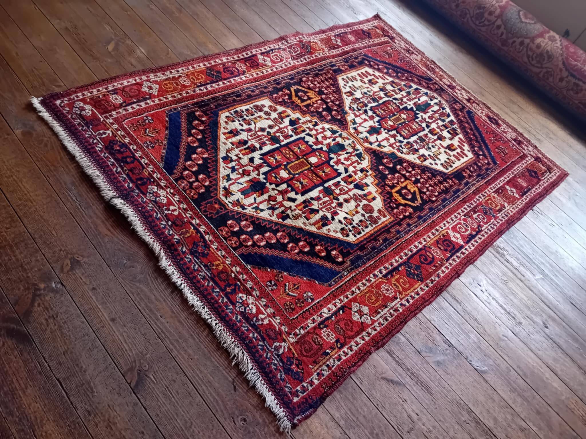 Handmade Persian rug 190x130cm