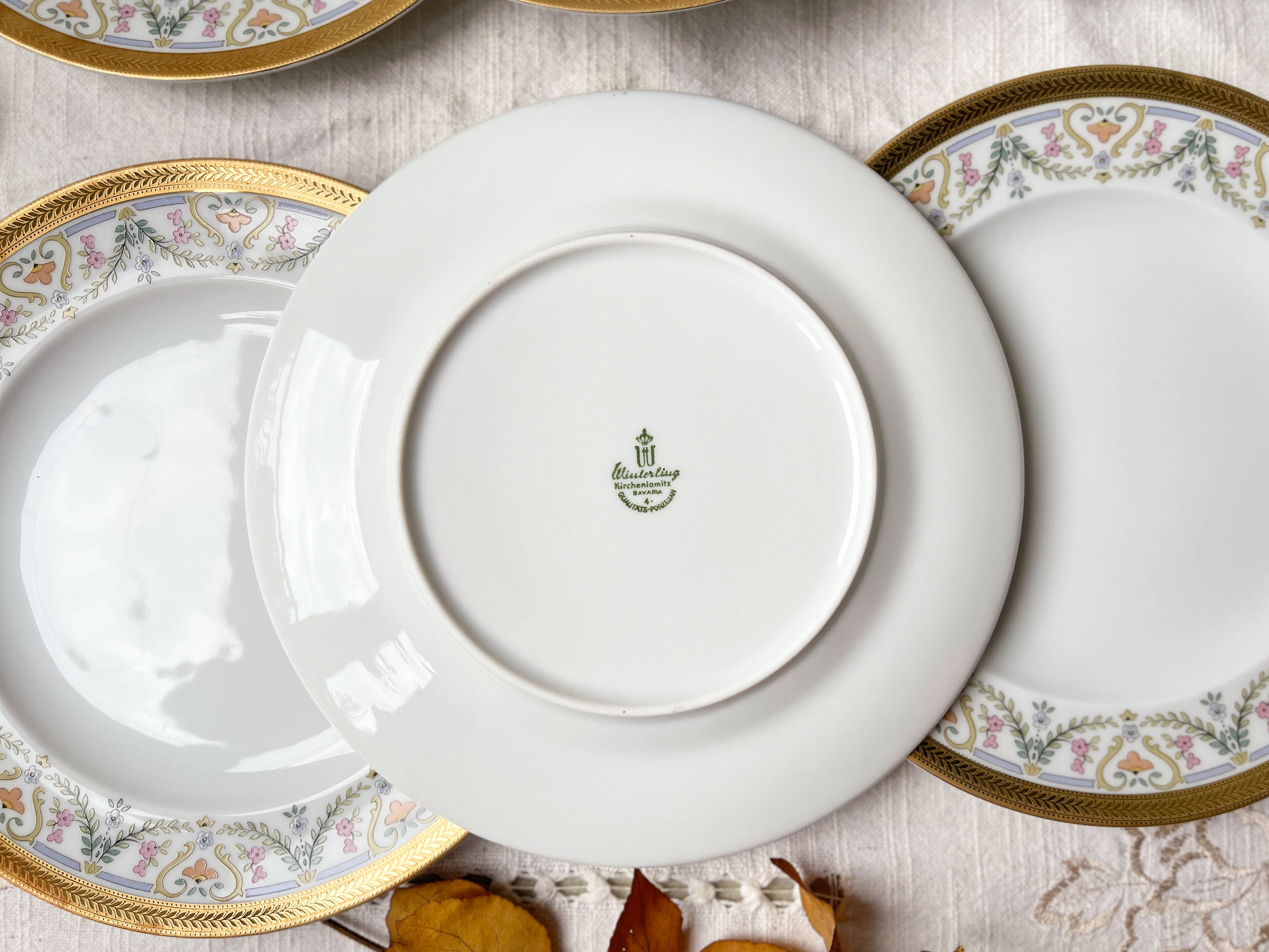 6 small vintage plates in golden white porcelain winterling bavaria