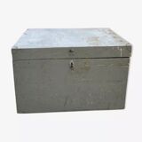 Wooden workshop chest with compartments