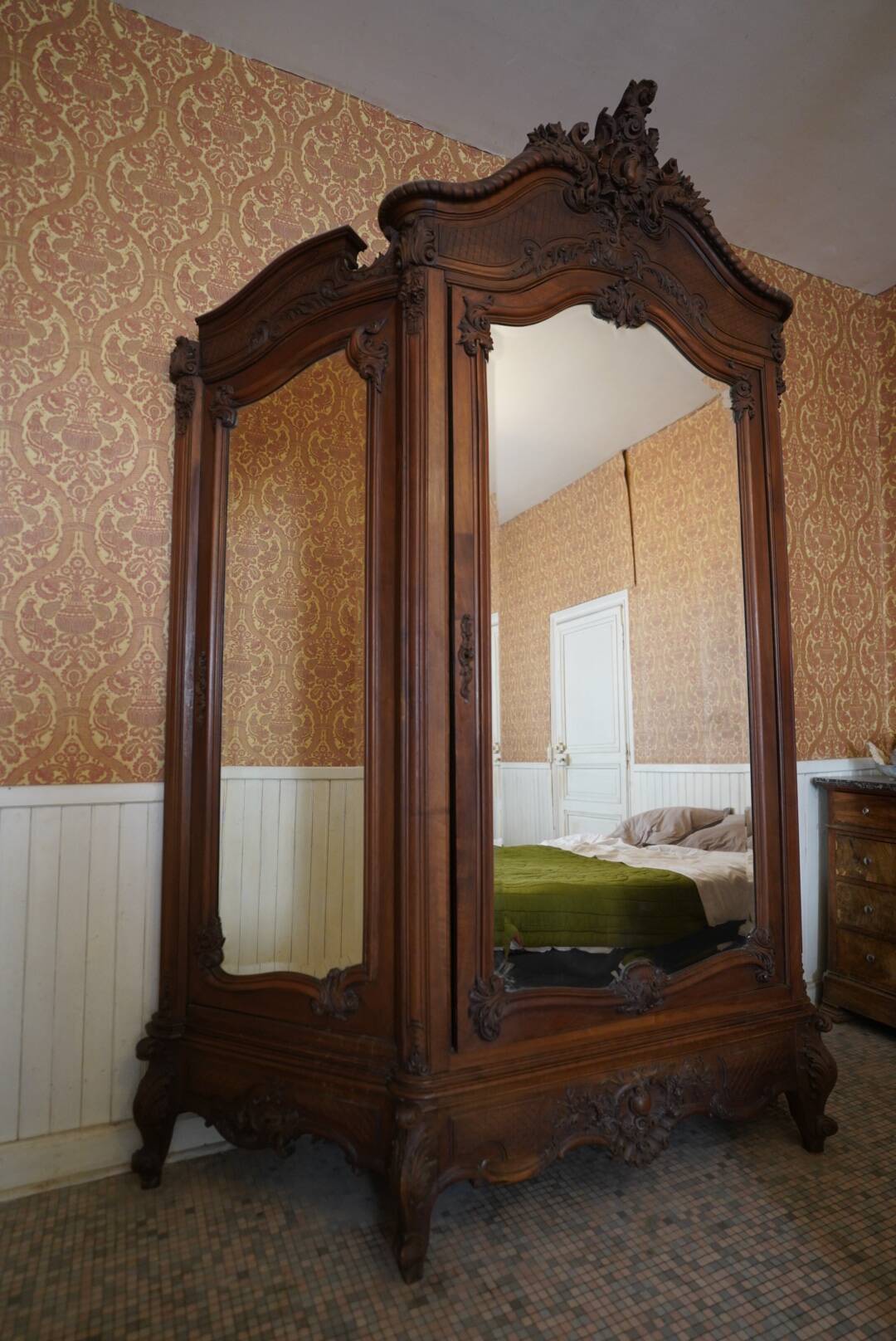 Armoire à glace style Louis XV