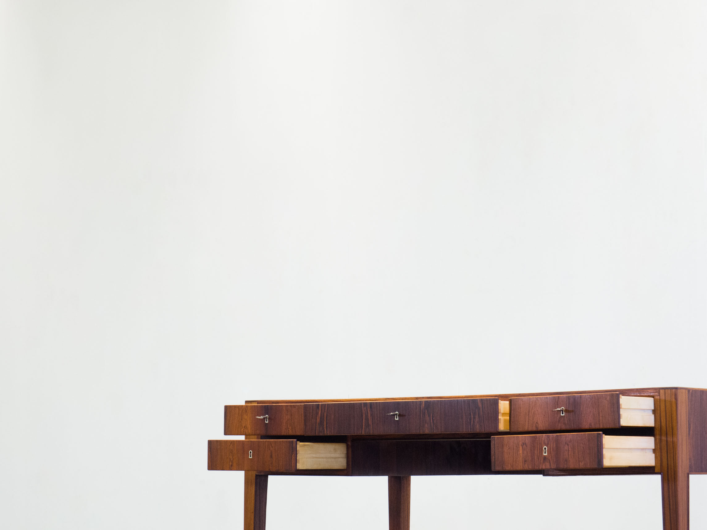 Haslev Møbelsnedkeri free standing rosewood desk