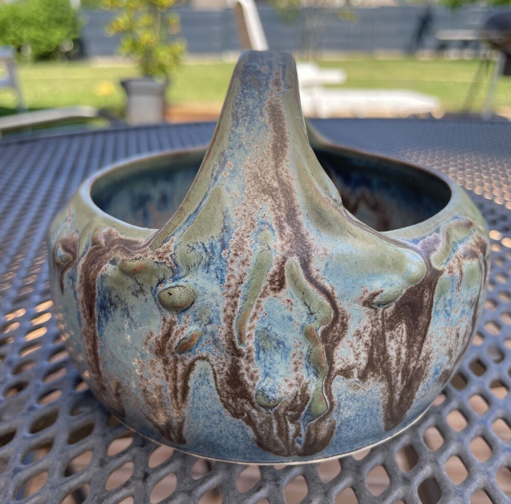 Empty pocket basket in denbac stoneware green blue brown office table dressing table decoration