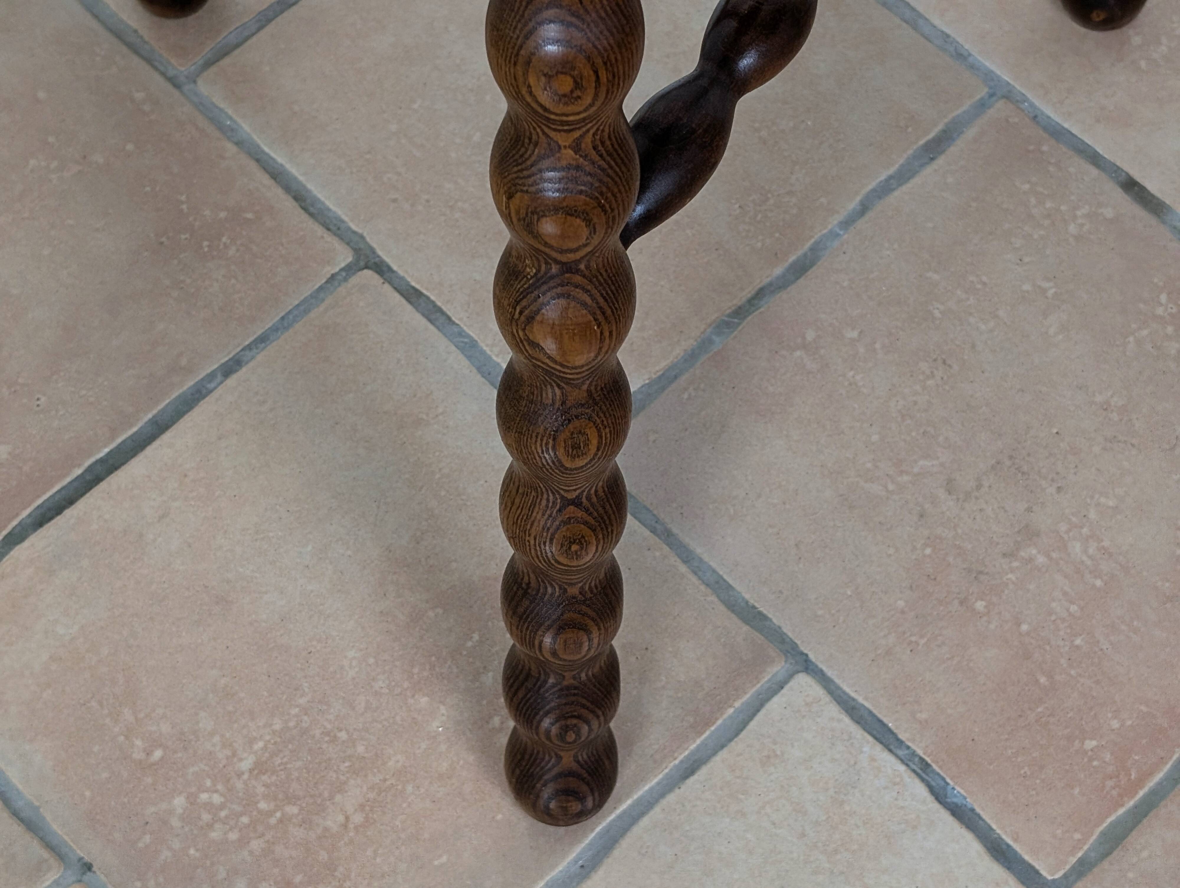 Paire tabourets tripodes