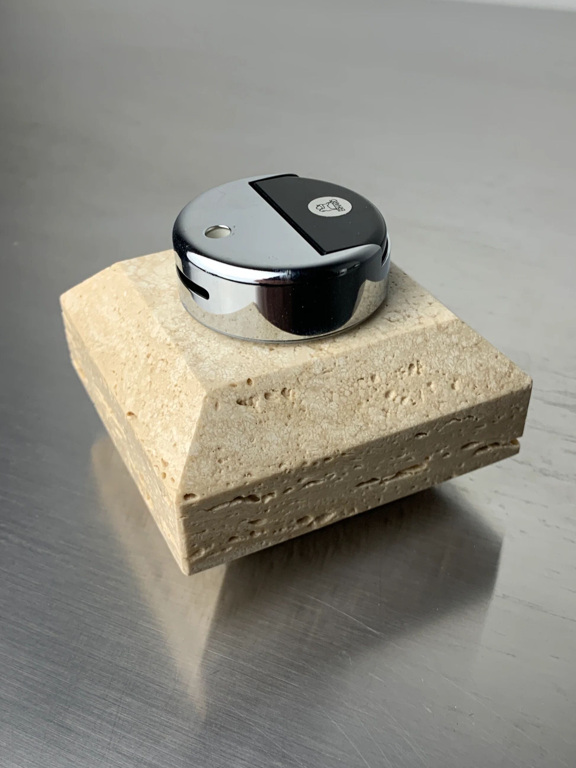 Brutalist lighter by Fratelli Mannelli, travertine, Italy, circa 1970s