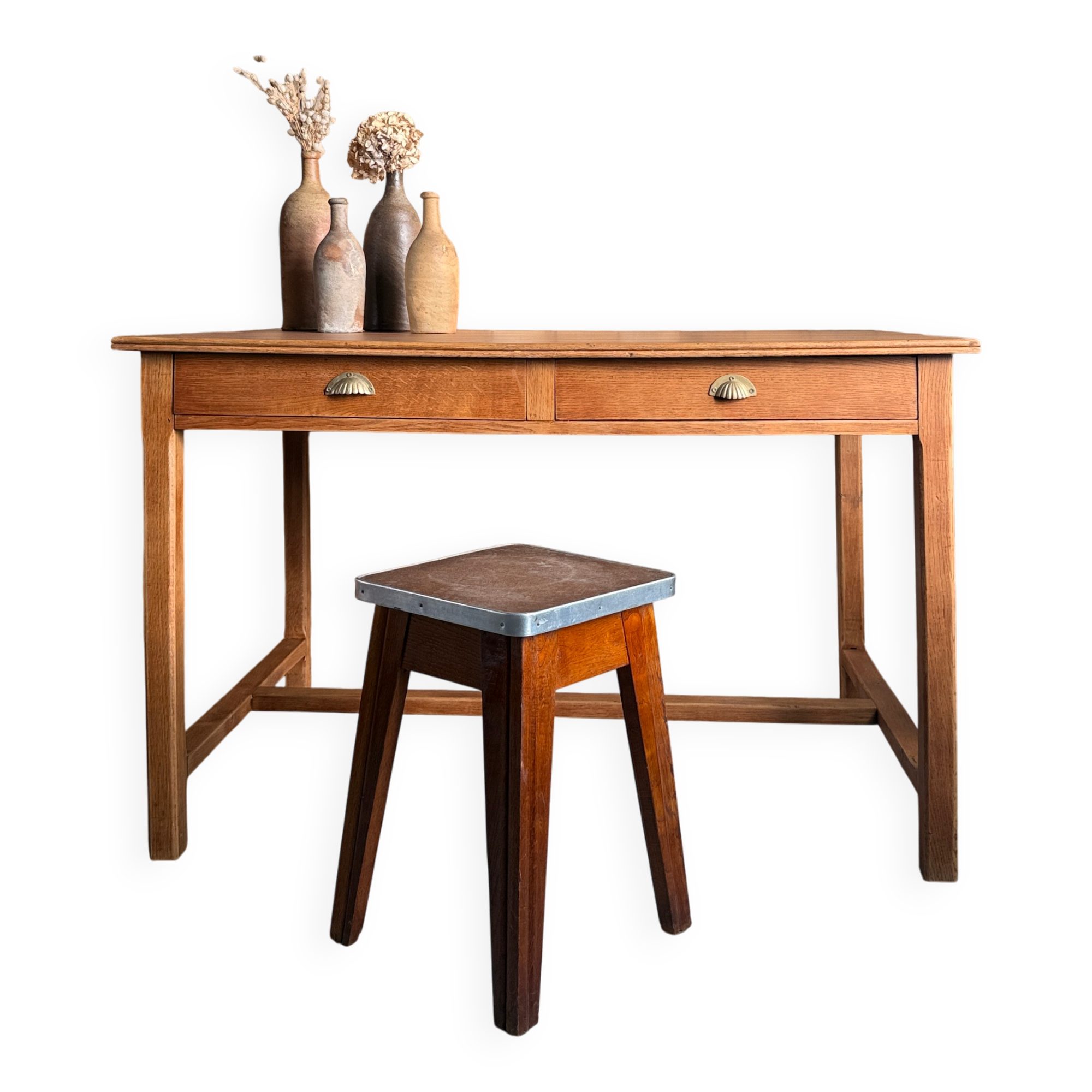 Vintage oak desk from the 1950s (renovated)