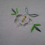 12 napkins with flower embroidery 42 x 38 in linen
