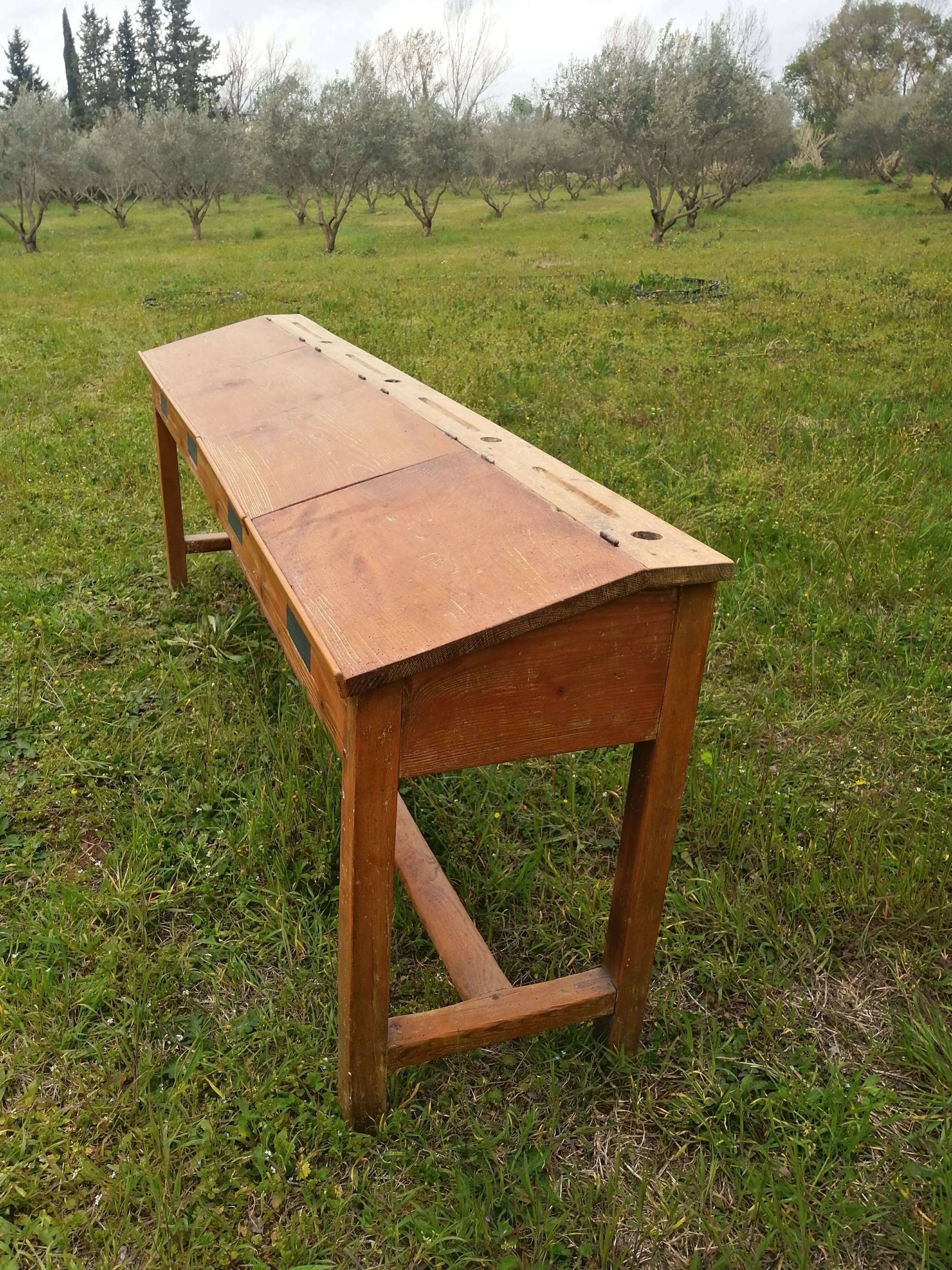 Old school desk for 4 people - Workshop furniture