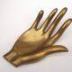Cendrier vintage en bronze figurant une main