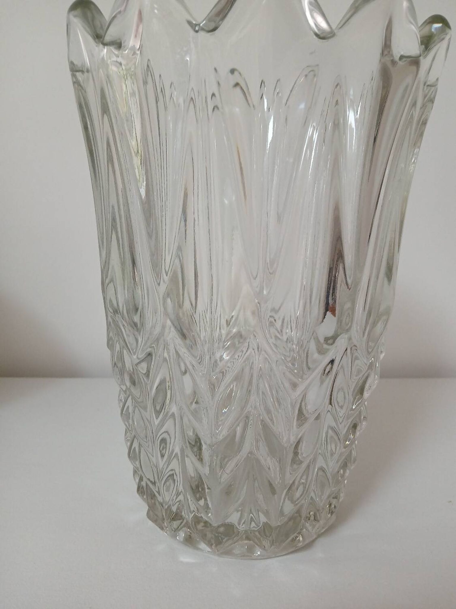 Vase en verre, motif "épis de blé"