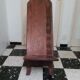 Chaise malgache en palissandre sculpté