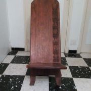 Chaise malgache en palissandre sculpté