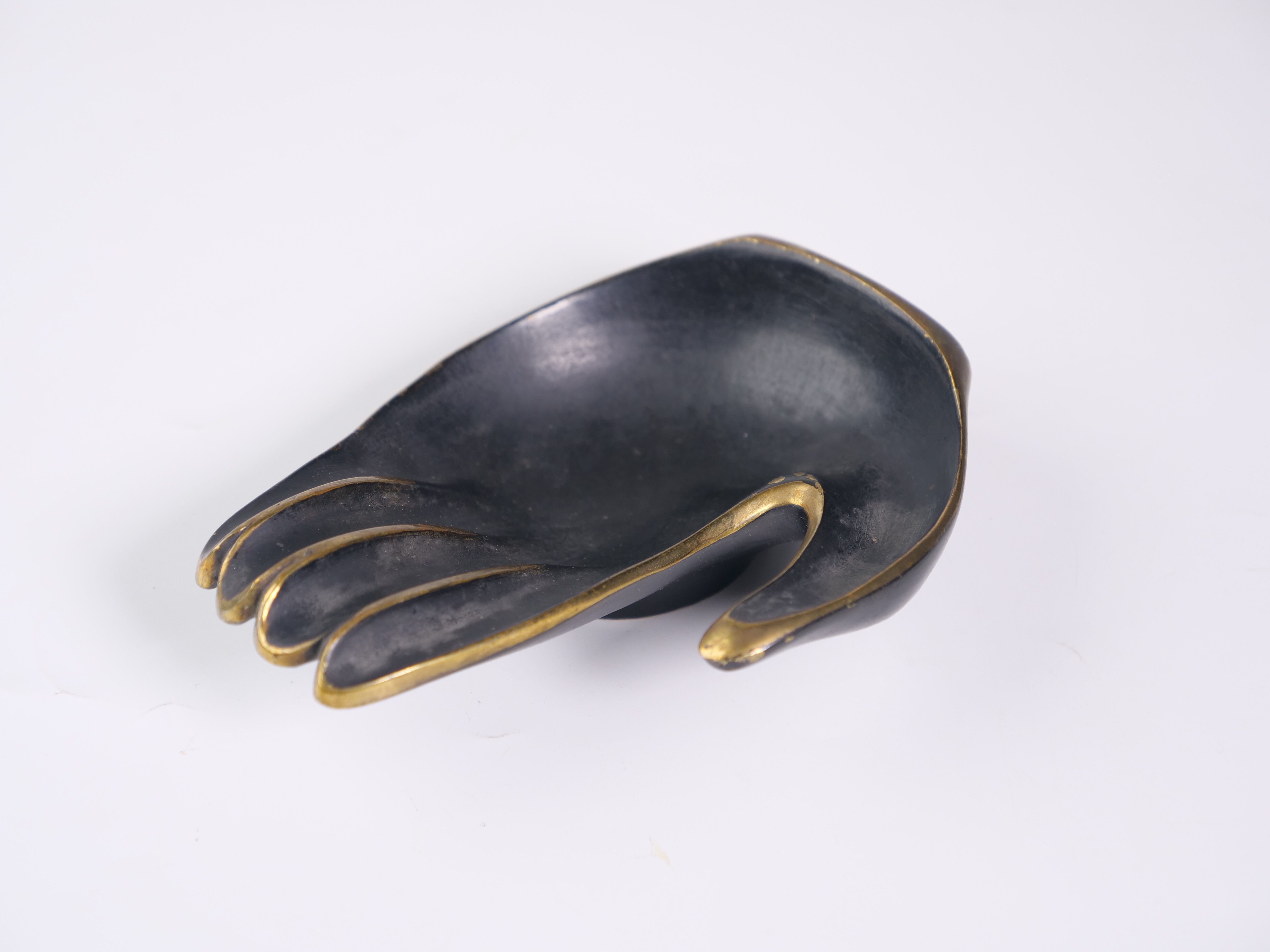 Empty pocket or ashtray in austrian design bronze